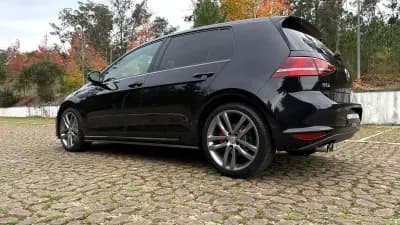 Vendo Volkswagen Golf 2015 - 21500 EUR, 176000 km - AUTO.MOTO.pt