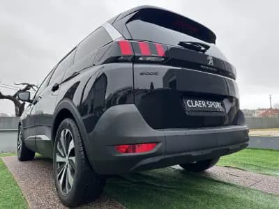 Sell Peugeot 5008 2018 - 14900 EUR, 140000 km - AUTO.MOTO.pt