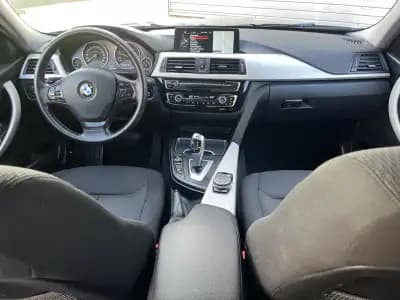 Vendo BMW 318 2015 - 13900 EUR, 260000 km - AUTO.MOTO.pt
