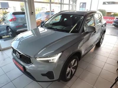 Vendo Volvo XC 40 2023 - 37650 EUR, 24400 km - AUTO.MOTO.pt