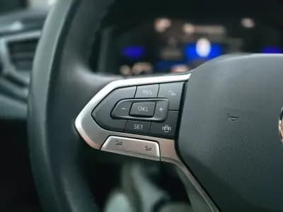 Vendo Volkswagen Taigo 2024 - 19700 EUR, 24800 km - AUTO.MOTO.pt