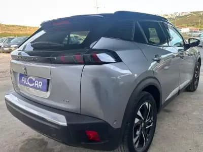Vendo Peugeot e-2008 2023 - 21950 EUR, 73200 km - AUTO.MOTO.pt
