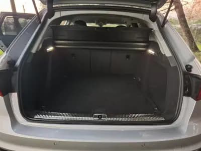 Vendo Audi A4 Avant 2023 - 35900 EUR, 56500 km - AUTO.MOTO.pt