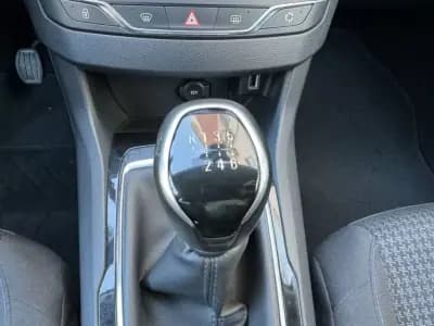 Vendo Peugeot 308 SW 2019 - 13000 EUR, 76390 km - AUTO.MOTO.pt