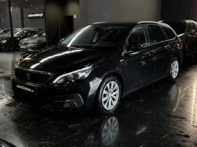 Vendo Peugeot 308 SW 2021 - 13990 EUR, 123500 km - AUTO.MOTO.pt