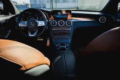 Vendo Mercedes-Benz C 220 2020 - 30900 EUR, 169000 km - AUTO.MOTO.pt