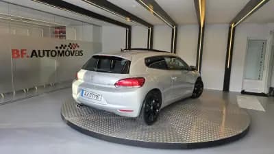 Vendo Volkswagen Scirocco 2010 - 10900 EUR, 289436 km - AUTO.MOTO.pt