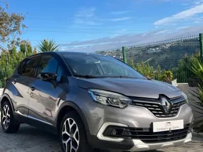 Vendo Renault Captur 2019 - 16990 EUR, 90898 km - AUTO.MOTO.pt