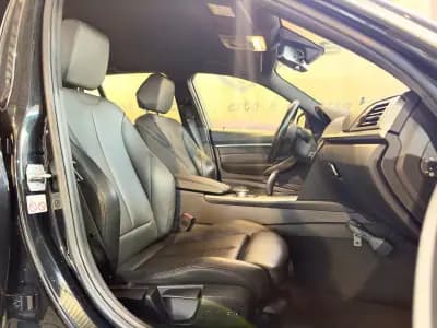 Vendo BMW 320 2018 - 21900 EUR, 181742 km - AUTO.MOTO.pt