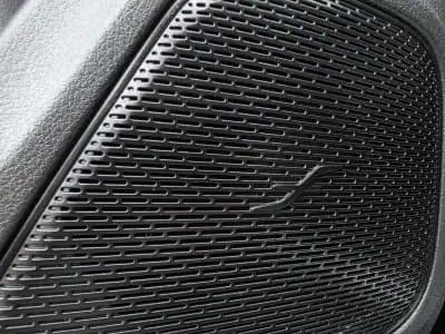 Vendo Mercedes-Benz CLA 180 2020 - 31990 EUR, 97000 km - AUTO.MOTO.pt