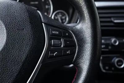 Vendo BMW 318 2015 - 16900 EUR, 246569 km - AUTO.MOTO.pt