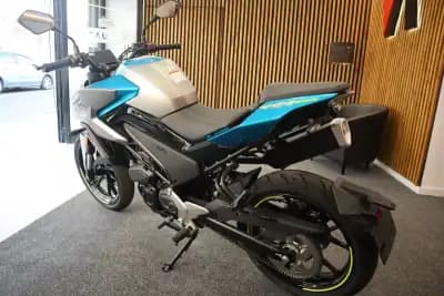 Sell CFMOTO 125NK 2026 - 3481 EUR, 1 km - AUTO.MOTO.pt