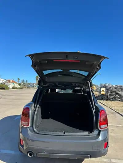 Vendo MINI Countryman 2020 - 25000 EUR, 81000 km - AUTO.MOTO.pt