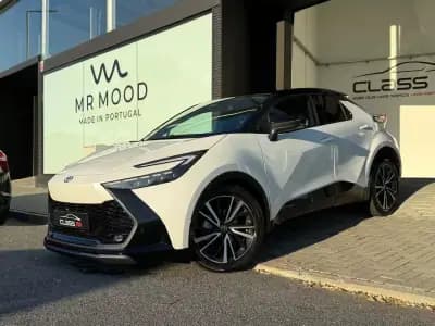 Vendo Toyota C-HR 2023 - 33750 EUR, 30087 km - AUTO.MOTO.pt