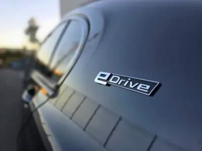 Vendo BMW 740 2017 - 35900 EUR, 125000 km - AUTO.MOTO.pt