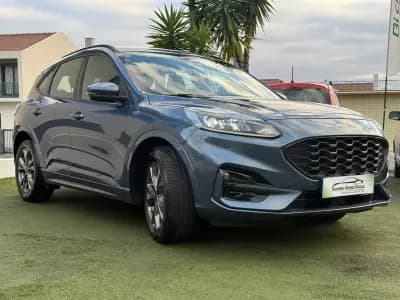 Vendo Ford Kuga 2022 - 24990 EUR, 67592 km - AUTO.MOTO.pt