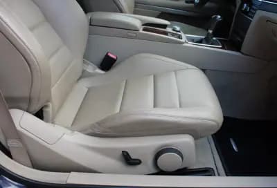 Sell Mercedes-Benz E 200 2011 - 15990 EUR, 139900 km - AUTO.MOTO.pt