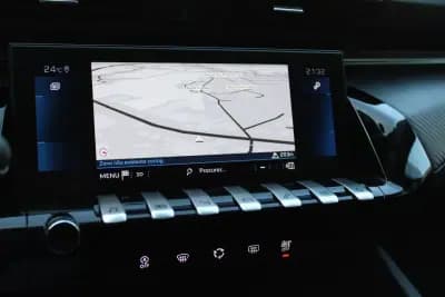 Vendo Peugeot 508 2021 - 22900 EUR, 49258 km - AUTO.MOTO.pt