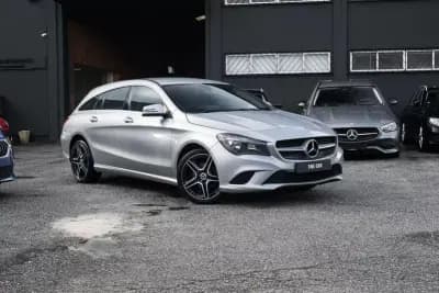 Vendo Mercedes-Benz CLA 180 2015 - 15900 EUR, 242000 km - AUTO.MOTO.pt