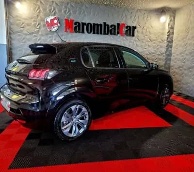 Vendo Peugeot e-208 2022 - 27500 EUR, 7504 km - AUTO.MOTO.pt