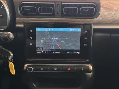 Vendo Citroën C3 2021 - 14750 EUR, 70231 km - AUTO.MOTO.pt