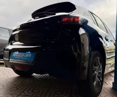 Vendo Peugeot 208 2022 - 15950 EUR, 91000 km - AUTO.MOTO.pt