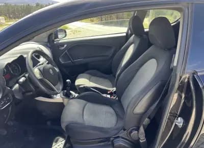 Vendo Alfa Romeo MiTo 2011 - 5899 EUR, 191000 km - AUTO.MOTO.pt
