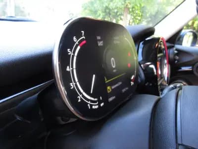 Sell MINI 2021 - 18990 EUR, 97000 km - AUTO.MOTO.pt