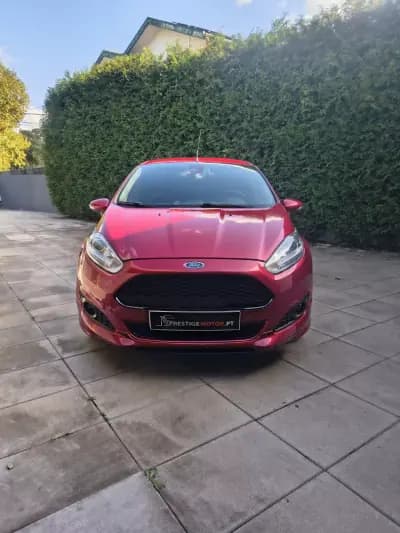 Sell Ford Fiesta 2017 - 10750 EUR, 128000 km - AUTO.MOTO.pt