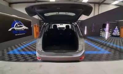 Vendo Citroën C4 Spacetourer 2022 - 12990 EUR, 103300 km - AUTO.MOTO.pt