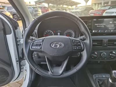 Vendo Hyundai i10 2023 - 14750 EUR, 61600 km - AUTO.MOTO.pt