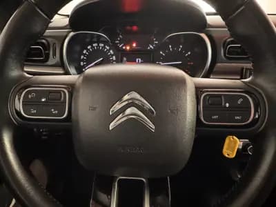 Vendo Citroën C3 2021 - 14750 EUR, 70231 km - AUTO.MOTO.pt