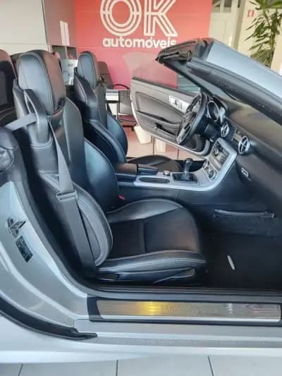 Vendo Mercedes-Benz SLK 250 2012 - 23500 EUR, 162600 km - AUTO.MOTO.pt