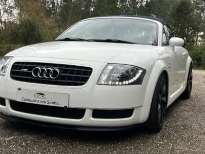 Sell Audi TT Coupé 2004 - 11990 EUR, 176402 km - AUTO.MOTO.pt