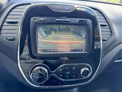 Vendo Renault Captur 2017 - 14500 EUR, 69158 km - AUTO.MOTO.pt