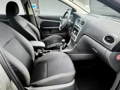 Vendo Ford Focus 2007 - 6950 EUR, 158684 km - AUTO.MOTO.pt