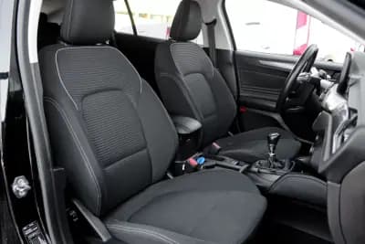 Sell Ford Focus SW 2018 - 15900 EUR, 83000 km - AUTO.MOTO.pt