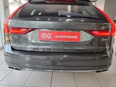 Sell Volvo V90 2018 - 20990 EUR, 188000 km - AUTO.MOTO.pt