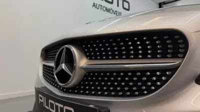 Vendo Mercedes-Benz C 220 2017 - 27990 EUR, 160170 km - AUTO.MOTO.pt