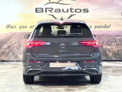 Sell Volkswagen Golf 2022 - 21900 EUR, 66125 km - AUTO.MOTO.pt