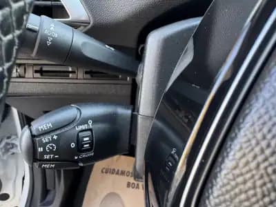 Vendo Peugeot 5008 2018 - 20500 EUR, 137000 km - AUTO.MOTO.pt