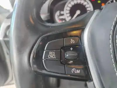 Vendo BMW 520 2017 - 23500 EUR, 165600 km - AUTO.MOTO.pt