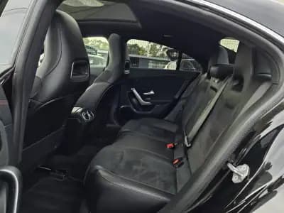 Vendo Mercedes-Benz CLA 180 2020 - 31990 EUR, 97000 km - AUTO.MOTO.pt