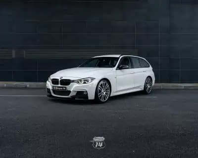 Vendo BMW 318 2016 - 23990 EUR, 113550 km - AUTO.MOTO.pt