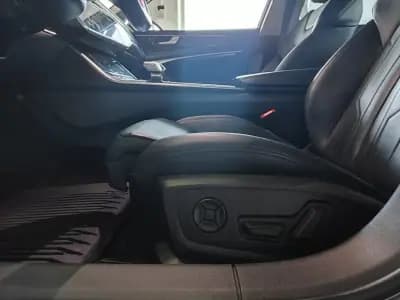 Vendo Audi A6 2018 - 26950 EUR, 198000 km - AUTO.MOTO.pt