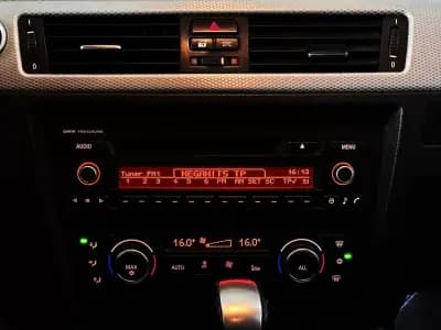 Vendo BMW 318 2011 - 15990 EUR, 230500 km - AUTO.MOTO.pt