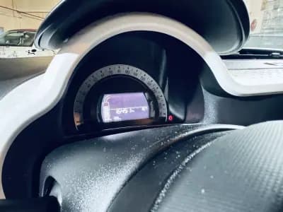 Vendo Renault Twingo 2023 - 16990 EUR, 16461 km - AUTO.MOTO.pt