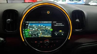 Sell MINI Countryman 2018 - 21550 EUR, 127363 km - AUTO.MOTO.pt