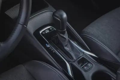 Vendo Toyota Corolla 2022 - 23880 EUR, 96440 km - AUTO.MOTO.pt