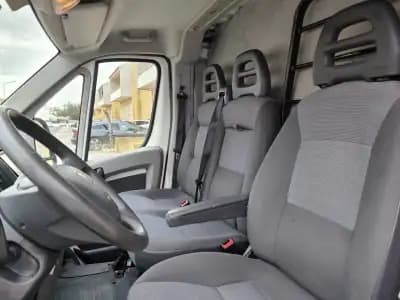 Vendo Peugeot Boxer 2012 - 7990 EUR, 271750 km - AUTO.MOTO.pt